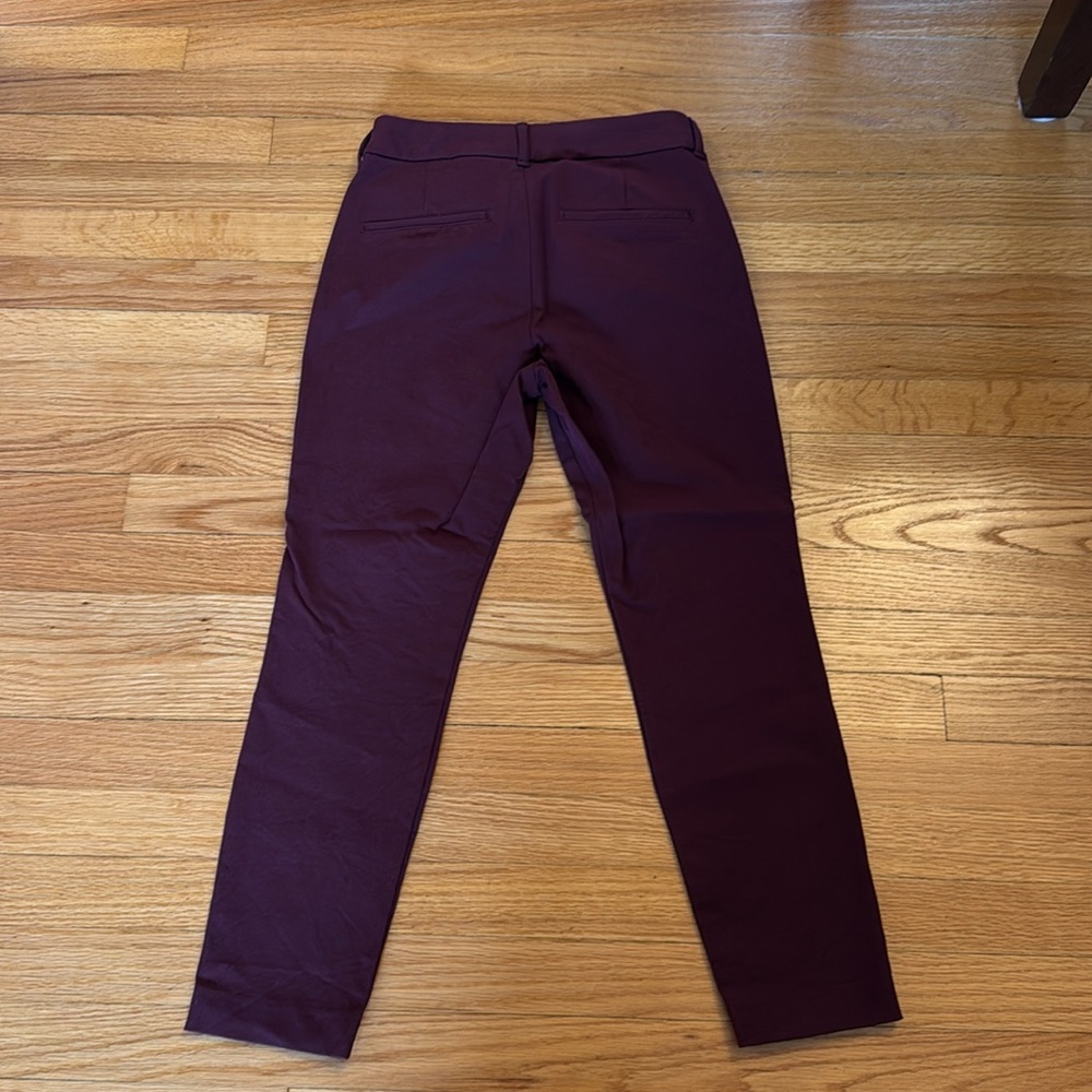 Old Navy Burgundy/Maroon High Rise Pixie Petite Fit Pants 4p - Picture 3 of 6